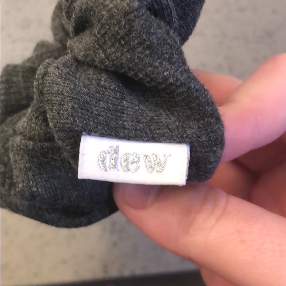 Dewedit scrunchie - Picture 2 of 3